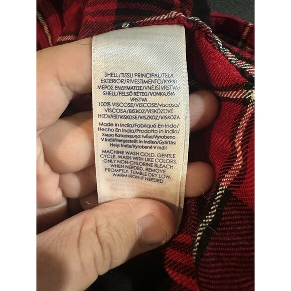 Chaps Petite Women’s Buffalo Plaid Flannel Red Button Up Size petite LARGE - Picture 11 of 11